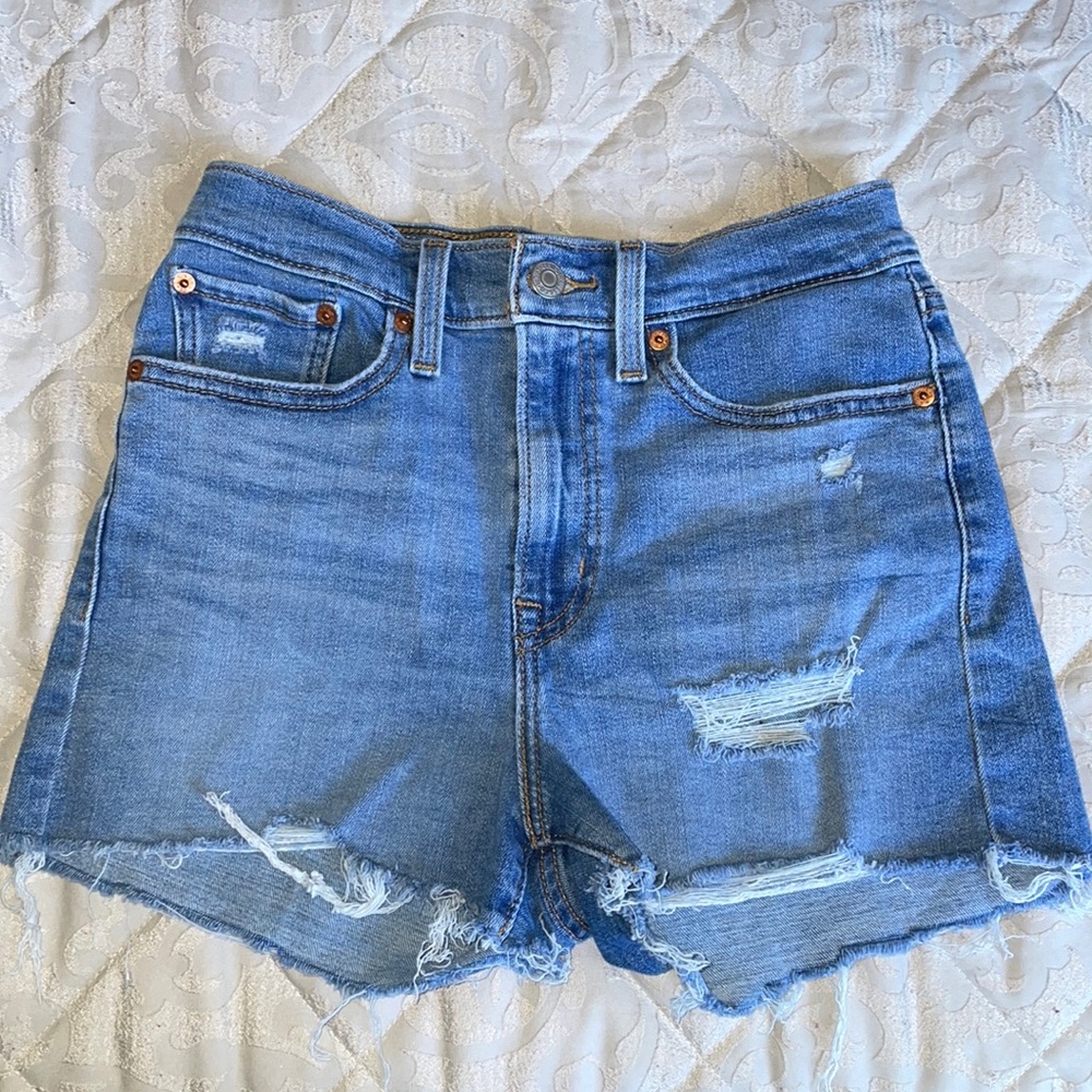 Levi’s high rise shorts